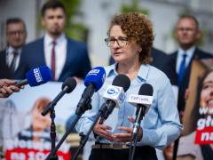 Inauguracja samorządowej kampanii profrekwencyjnej „Głosujemy na 100%”, 6 maja 2025 r., Warszawa: 32