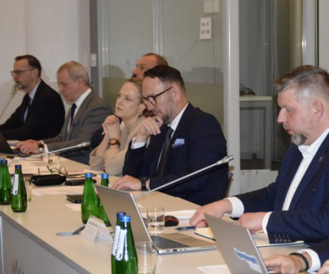 Echa z posiedzenia plenarnego KWRiST poświęconego sytuacji ochronie zdrowia