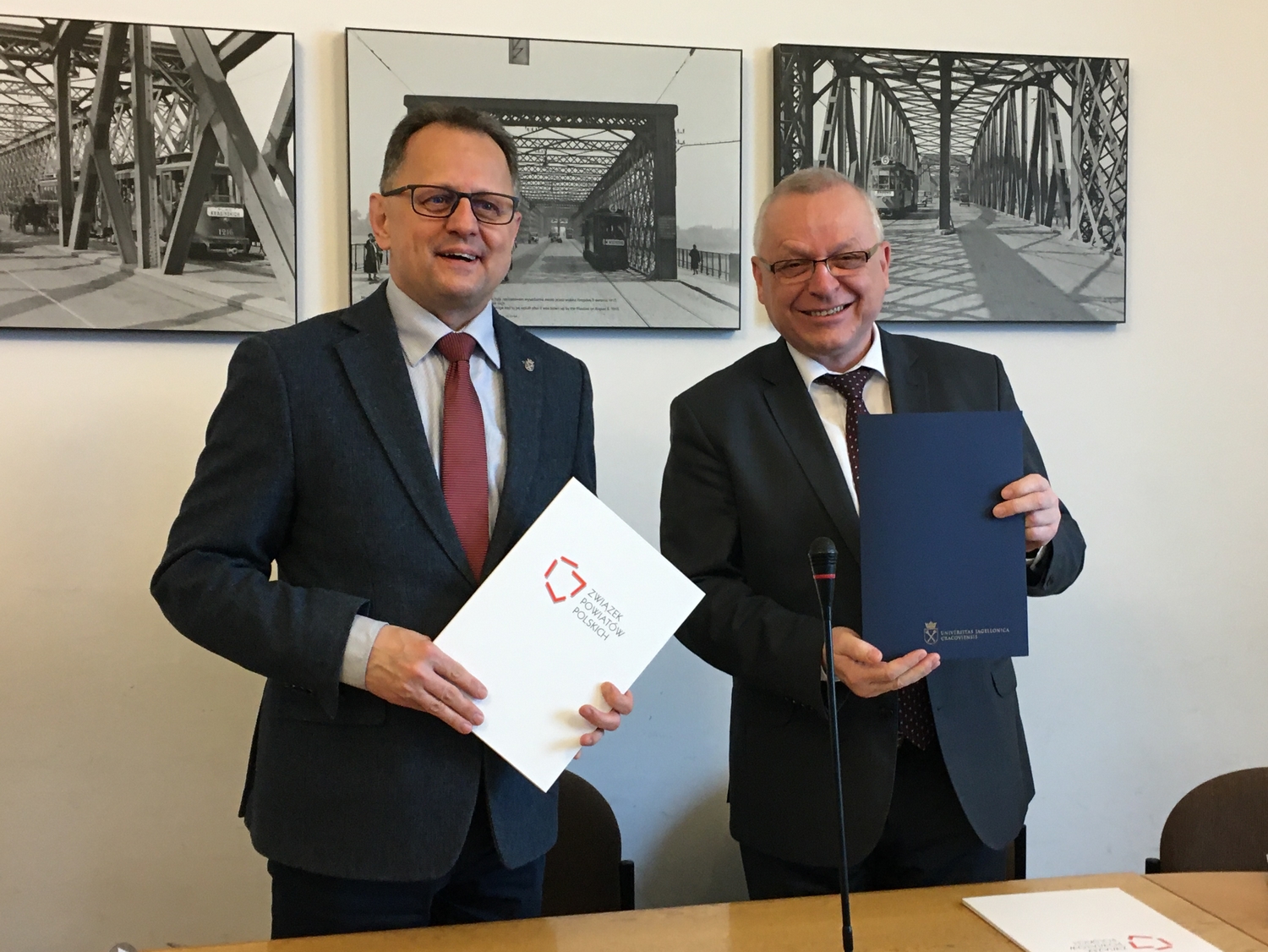 Związek Powiatów Polskich i Instytut Historii Uniwersytetu Jagiellońskiego podpisały list intencyjny