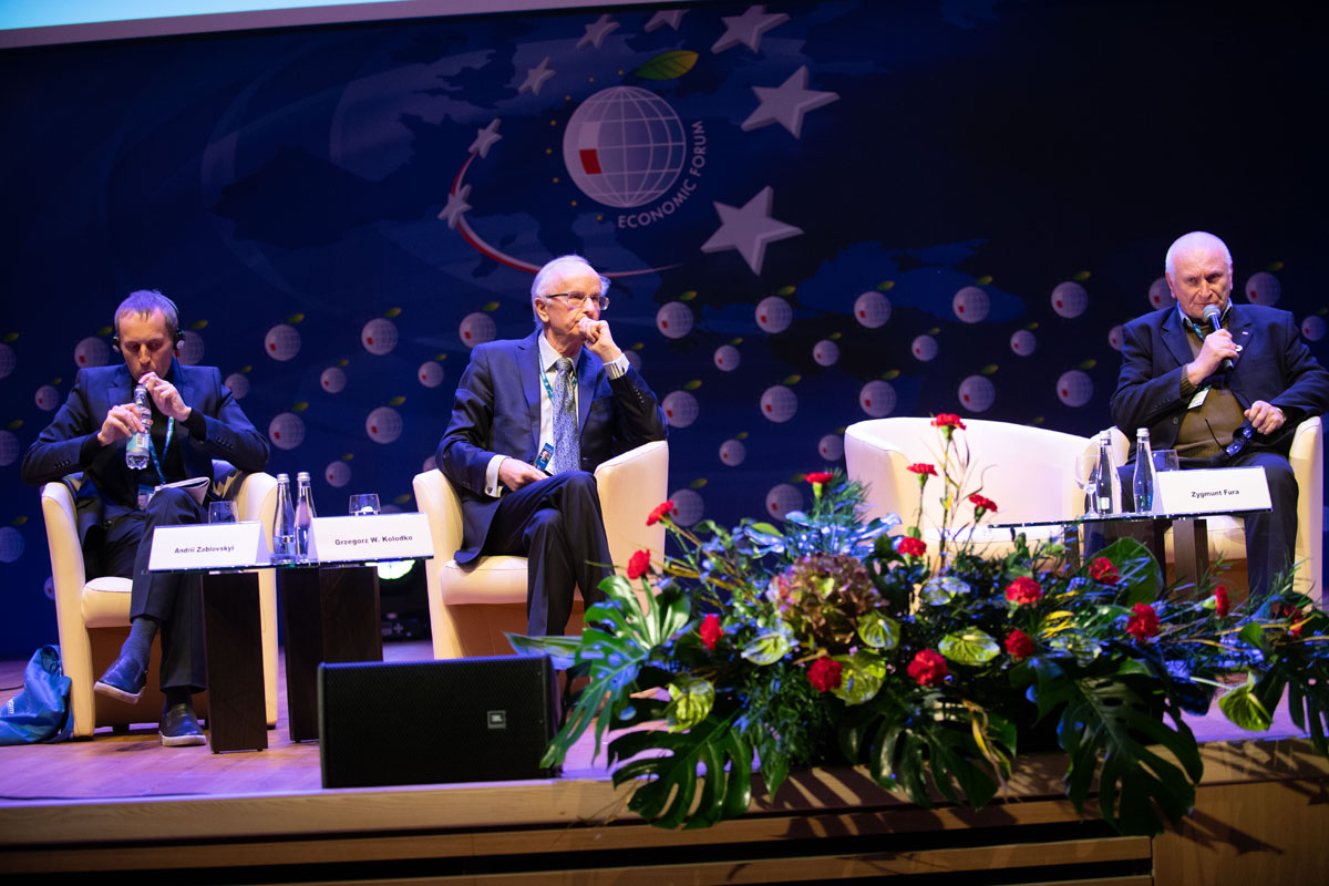 "Zrównoważony rozwój a globalne wyzwania" - dyskusja podczas Forum Gospodarczego