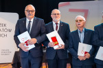 Uhonorowanie 11 samorządowców medalami Bene Meritus Powiatom, 31 maja 2023 r., Karpacz: 20